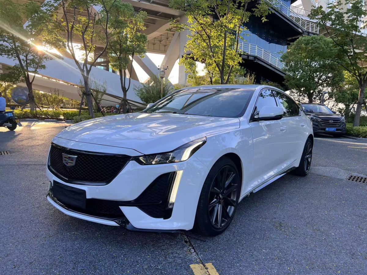 凯迪拉克CT5 2021款 2.0T 自动 28T铂金运动型 价格0万 