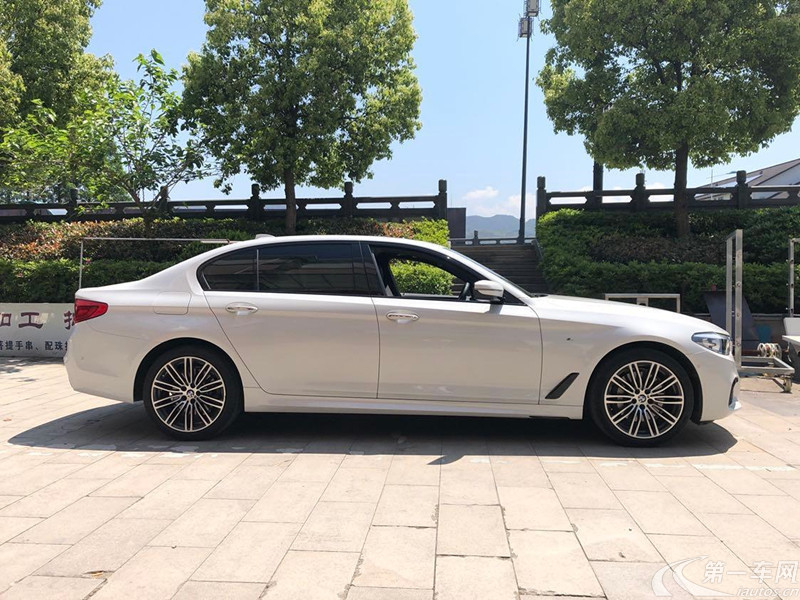 宝马5系 530Li 2019款 2.0T 自动 汽油 尊享型M运动套装 (国Ⅴ) 