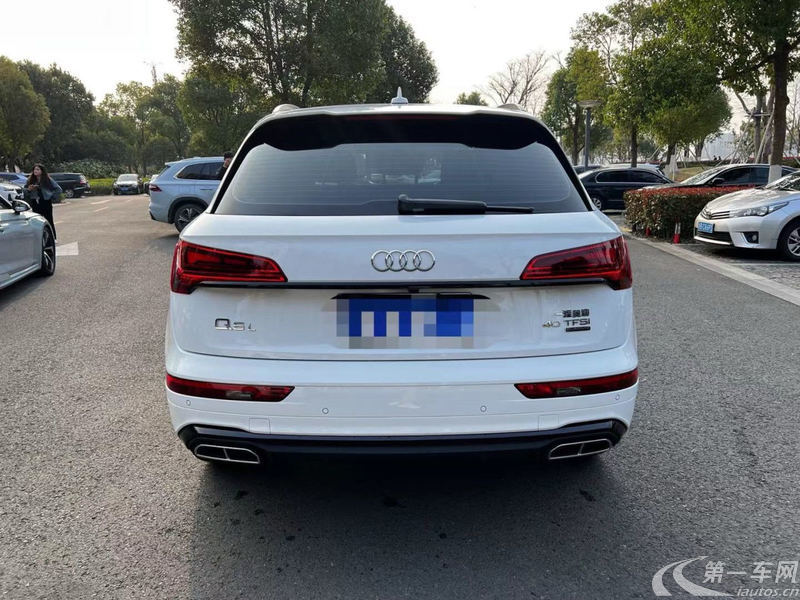 奥迪Q5L 40TFSI 2022款 2.0T 自动 RS燃速型 (国Ⅵ) 