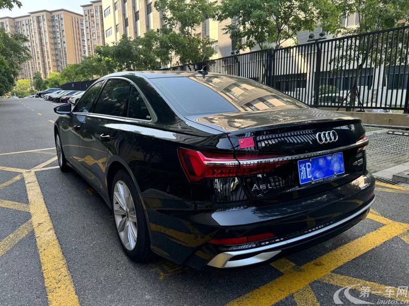 奥迪A6L 45TFSI 2022款 2.0T 自动 臻选动感型 (国Ⅵ) 