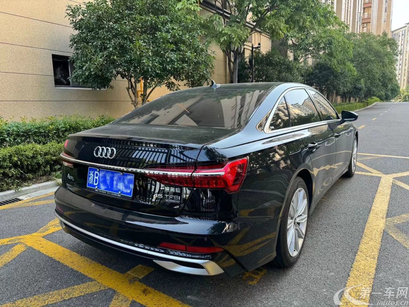 奥迪A6L 45TFSI 2022款 2.0T 自动 臻选动感型 (国Ⅵ) 