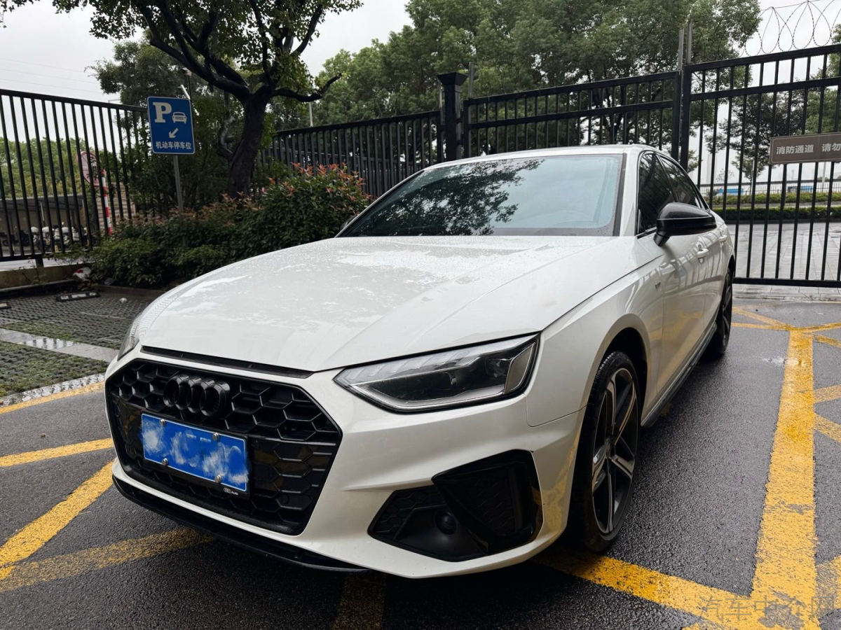 奥迪A4L 2024款 2.0T 自动 豪华动感型 价格0万