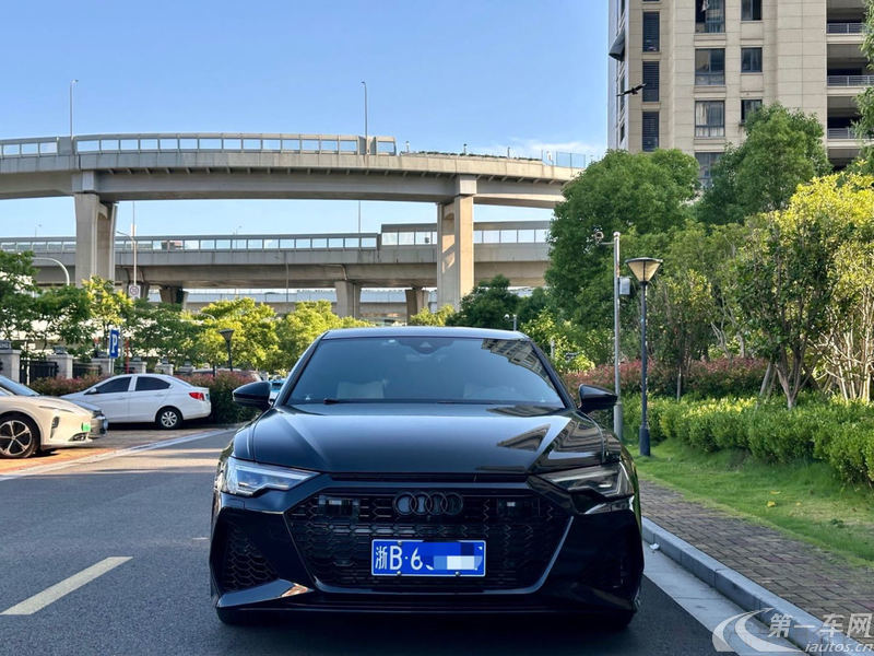 奥迪A6L 45TFSI 2021款 2.0T 自动 尊享致雅型 (国Ⅵ) 