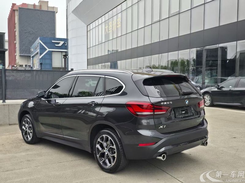 宝马X1 xDrive25Li 2022款 2.0T 自动 四驱 汽油 尊享型 (国Ⅵ) 