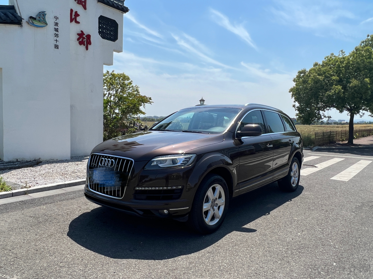 奥迪Q7 [进口] 2012款 3.0T 自动 舒适型价格0万 