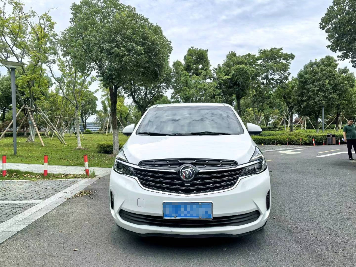 别克GL8 2018款 2.0T 自动 7座 28T尊贵型 价格0万