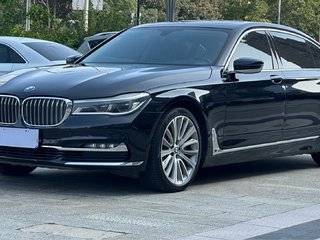 宝马7系 740Li 3.0T 自动 领先型M运动套装 