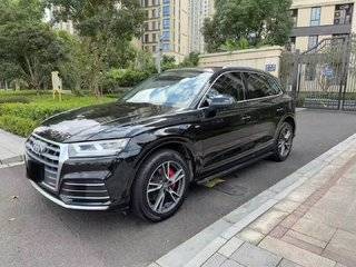 奥迪Q5L 45TFSI 2.0T 自动 尊享时尚型 