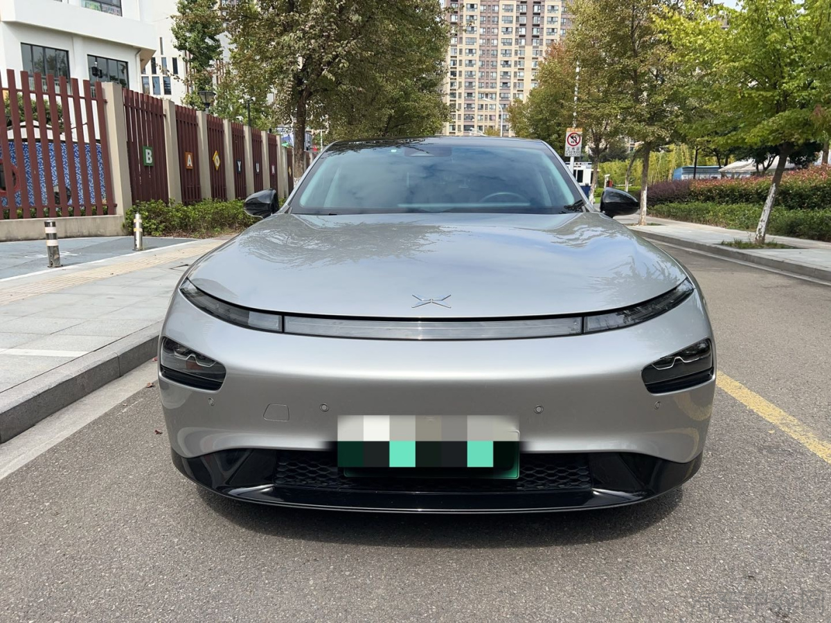 小鹏P7 2022款 自动 670E+ 纯电动价格0万 