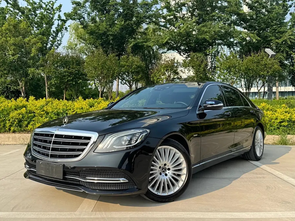 奔驰S级 S350L [进口] 2020款 3.0T 自动 汽油 尊享型臻藏版价格0万