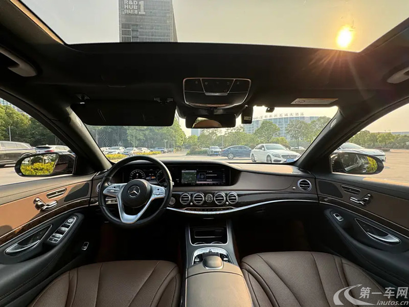 奔驰S级 S350L [进口] 2020款 3.0T 自动 汽油 尊享型臻藏版 