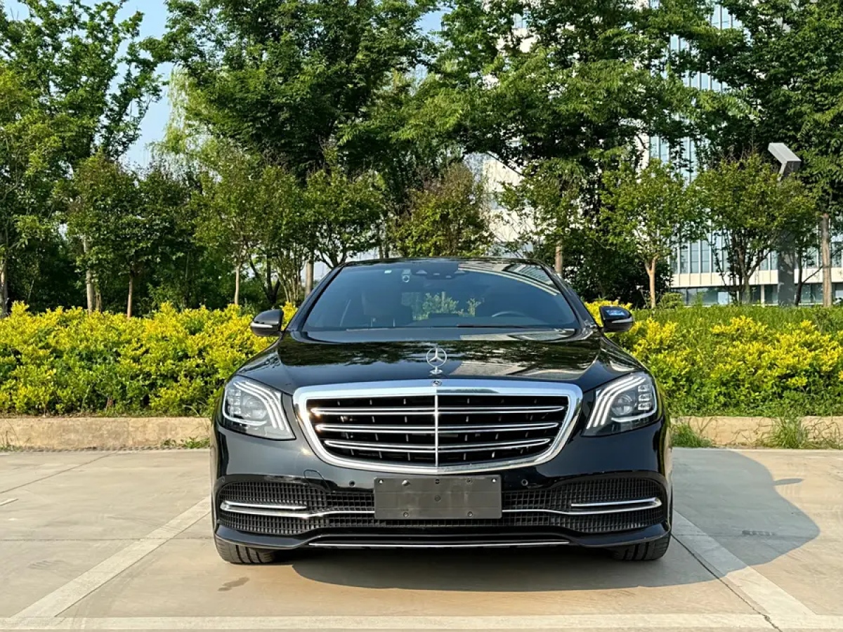奔驰S级 S350L [进口] 2020款 3.0T 自动 汽油 尊享型臻藏版价格0万 