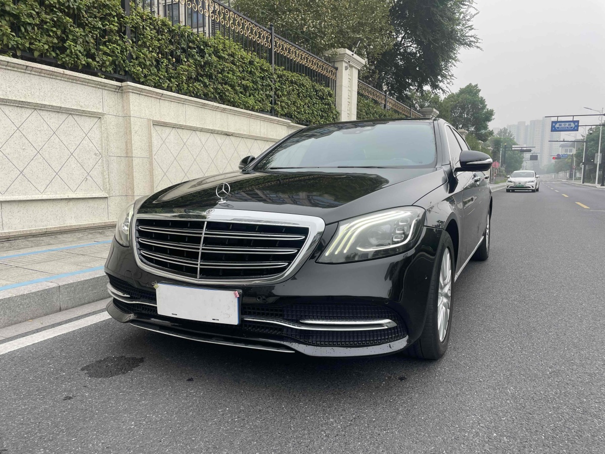 奔驰S级 S320L [进口] 2019款 2.0T 自动 汽油 臻藏版价格0万 