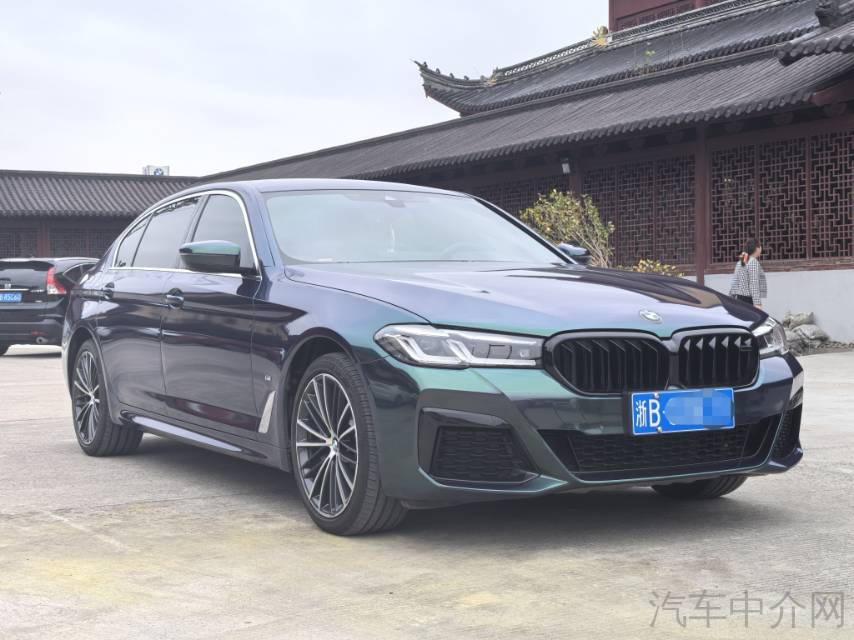 宝马5系 530Li 2022款 2.0T 自动 汽油 xDrive改款M运动套装 价格0万 
