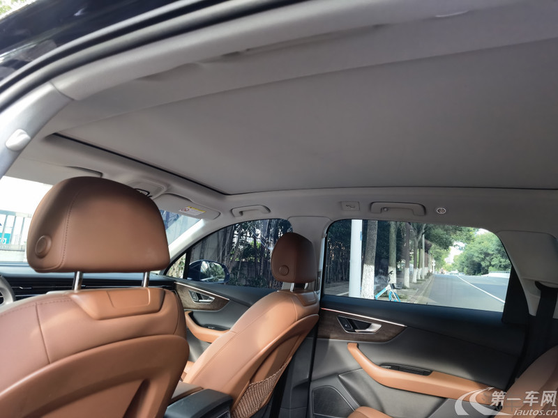 奥迪Q7 55 [进口] 2022款 3.0T 自动 冰雪运动型quattro-S-line 
