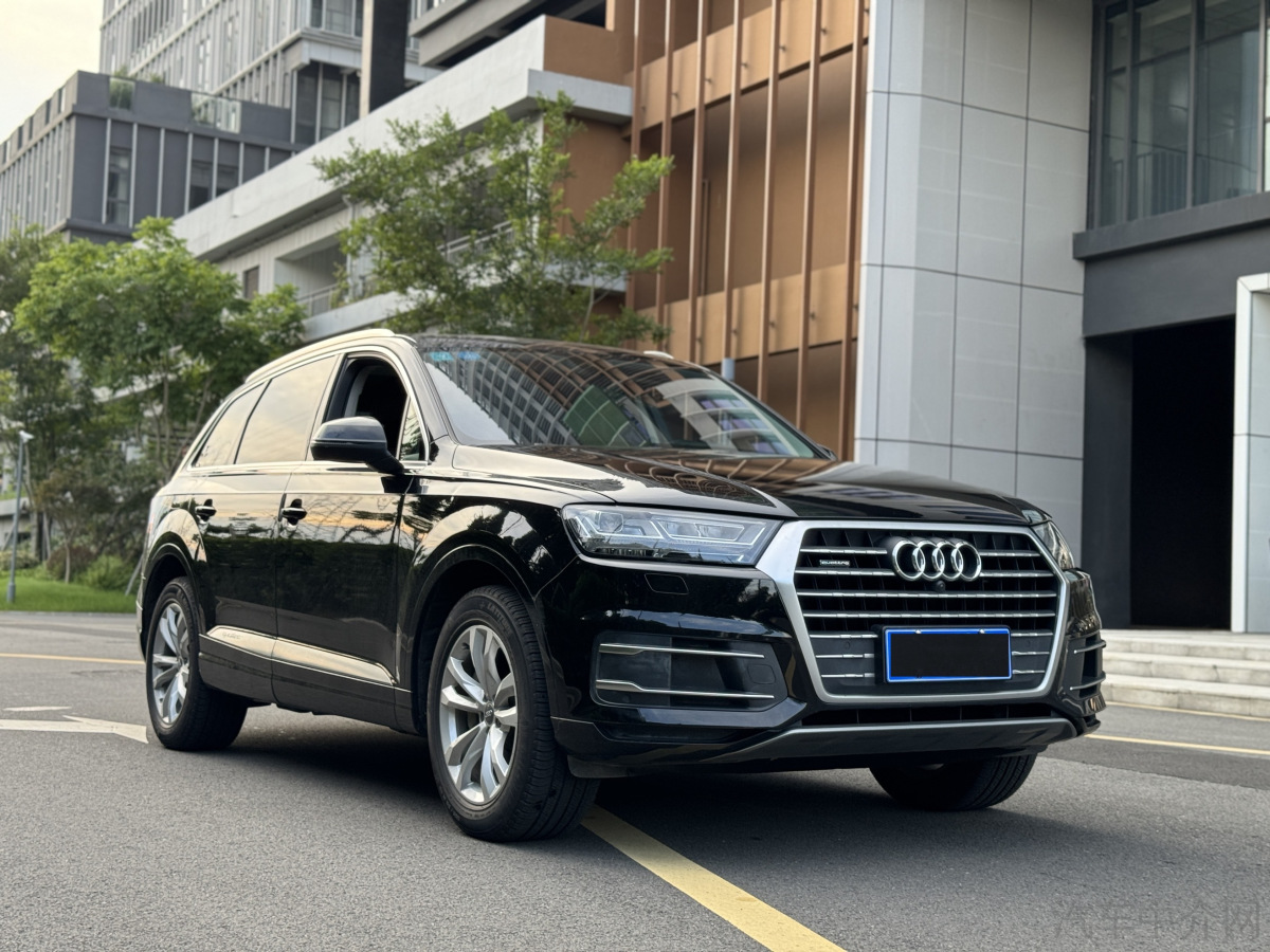 奥迪Q7 55 [进口] 2019款 3.0T 自动 技术型价格0万 
