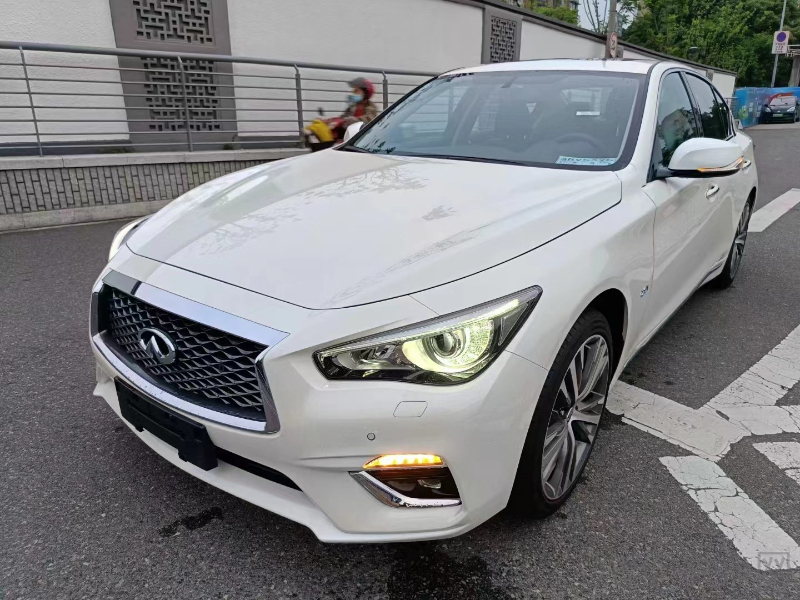 英菲尼迪Q50L 2022款 2.0T 自动 进享运动版 价格0万 