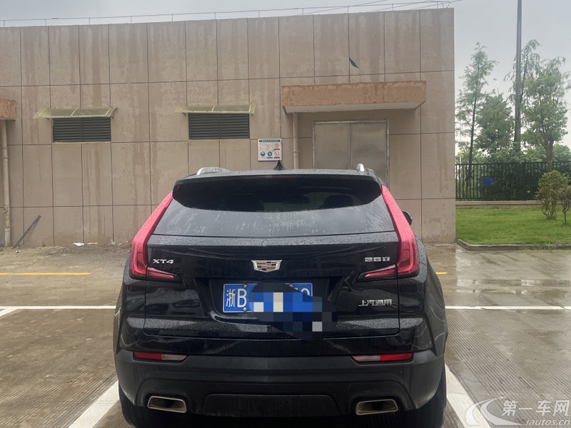 凯迪拉克XT4 2022款 2.0T 自动 前驱 28T风尚型 (国Ⅵ) 