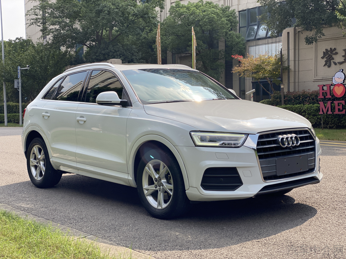 奥迪Q3 30TFSI 2018款 1.4T 自动 前驱 时尚型30周年纪念版 价格0万 