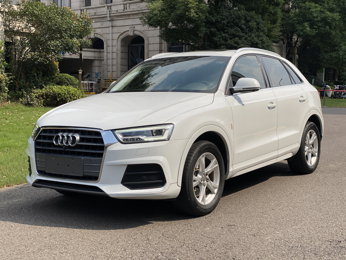 奥迪Q3 30TFSI 2018款 1.4T 自动 前驱 时尚型30周年纪念版 价格0万