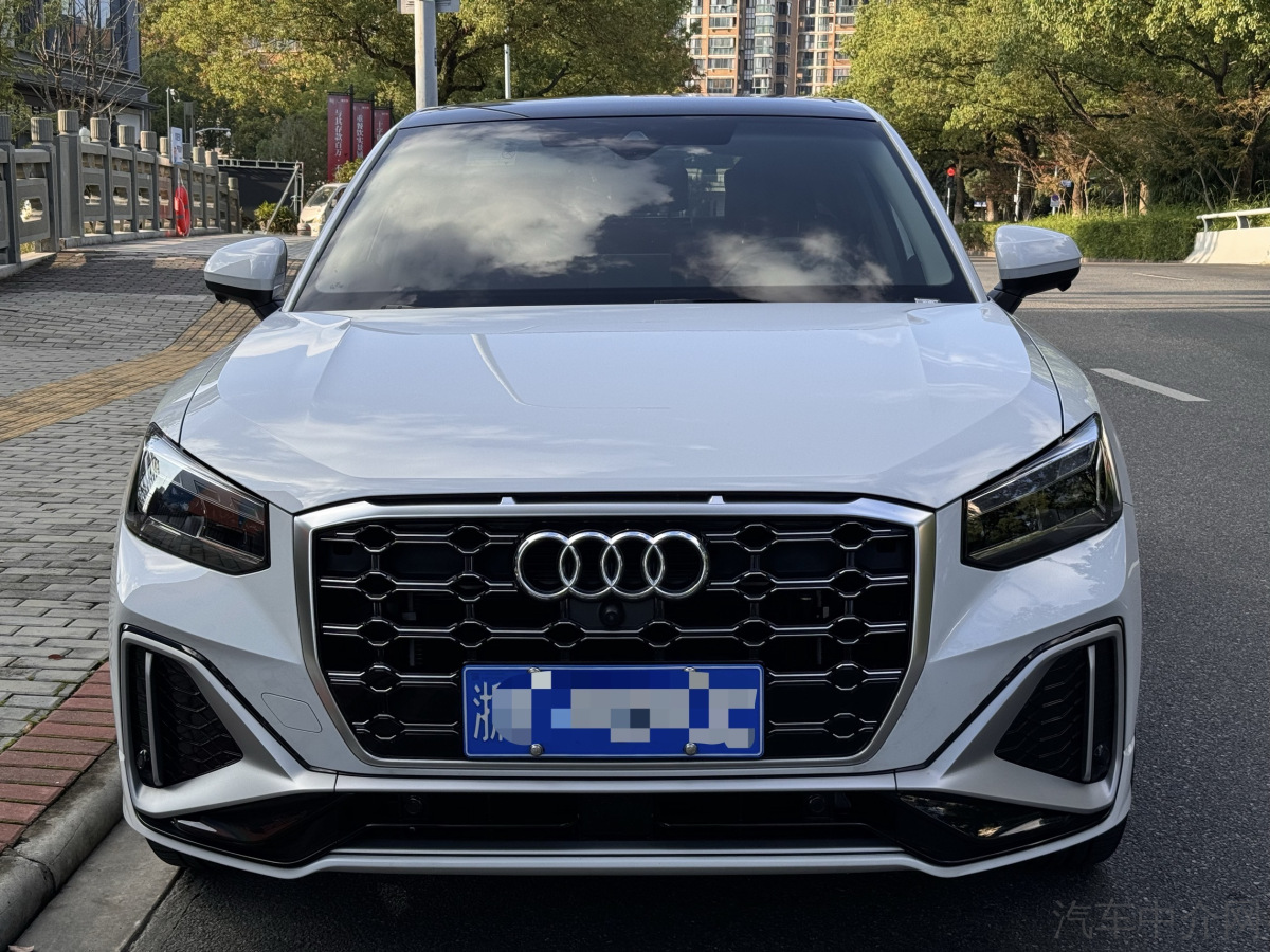 奥迪Q2L 35TFSI 2022款 1.4T 自动 时尚致雅型 价格0万 