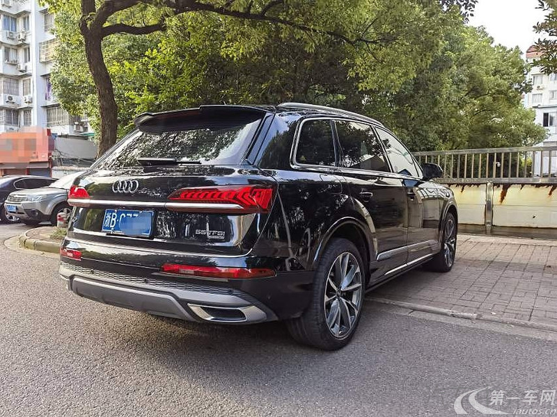 奥迪Q7 55 [进口] 2022款 3.0T 自动 运动型quattro-S-line 