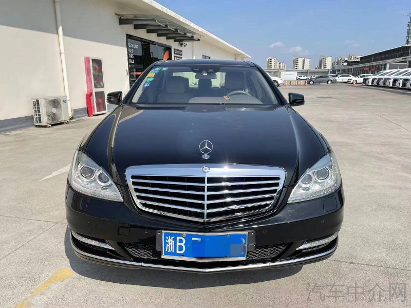 奔驰S级 S350 [进口] 2009款 3.0L 自动 柴油 加长版价格0万 