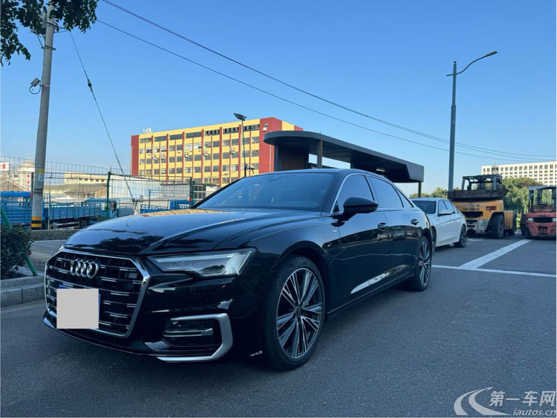 奥迪A6L 40TFSI 2022款 2.0T 自动 改款豪华动感型 (国Ⅵ) 