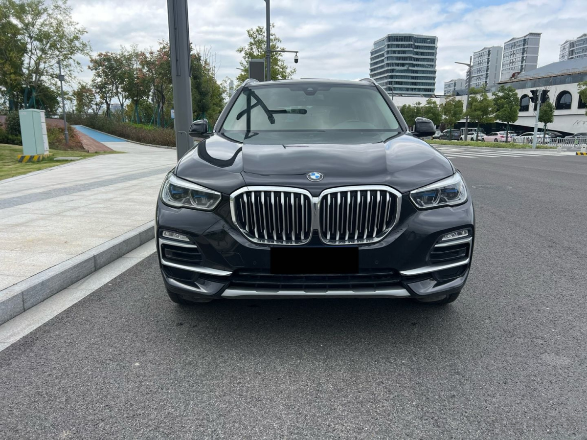 宝马X5 [进口] 2021款 2.0T 自动 四驱 汽油 改款X设计套装价格0万 