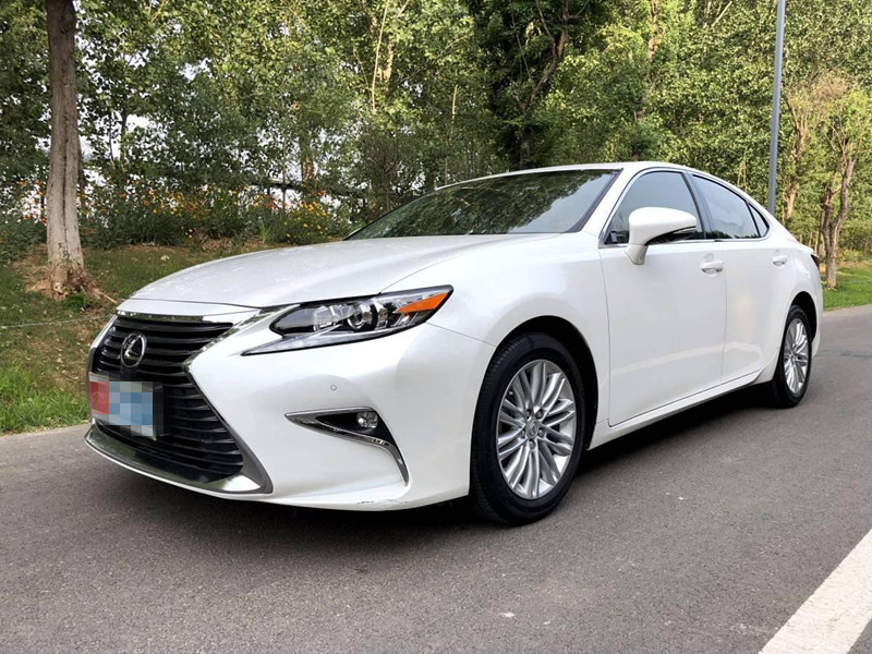 雷克萨斯ES 200 [进口] 2015款 2.0L 自动 精英版价格0万