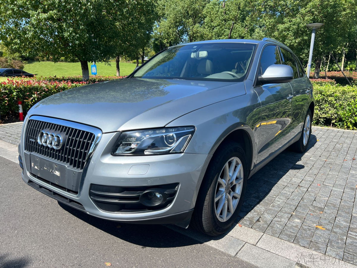 奥迪Q5 2010款 2.0T 自动 四驱 汽油 舒适型 价格0万