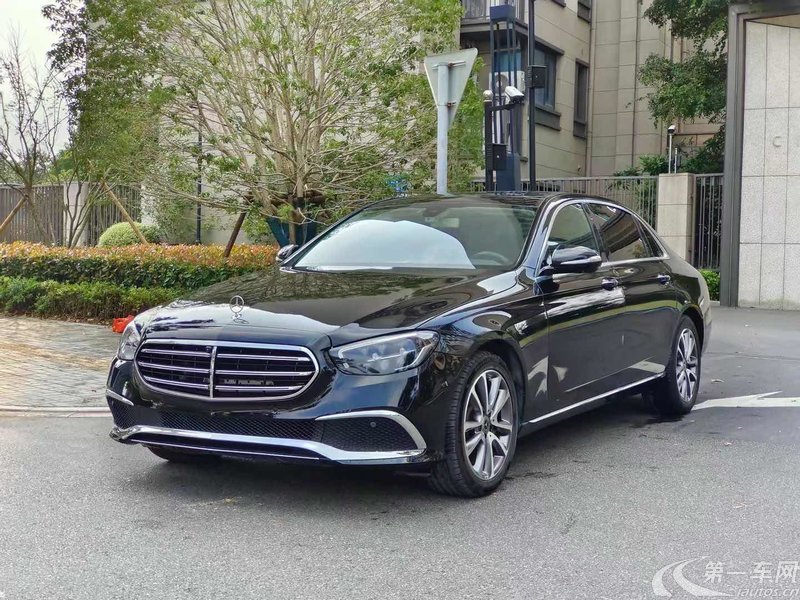 【贵阳二手奔驰E级】奔驰E级 E300L 2019款 2.0T 自动 汽油 时尚型