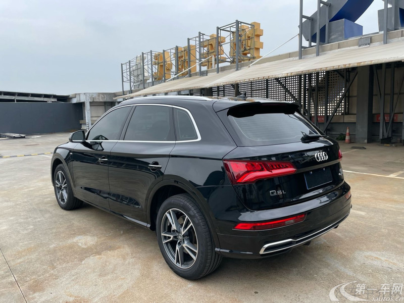 奥迪Q5L 45TFSI 2020款 2.0T 自动 尊享时尚型 (国Ⅵ) 