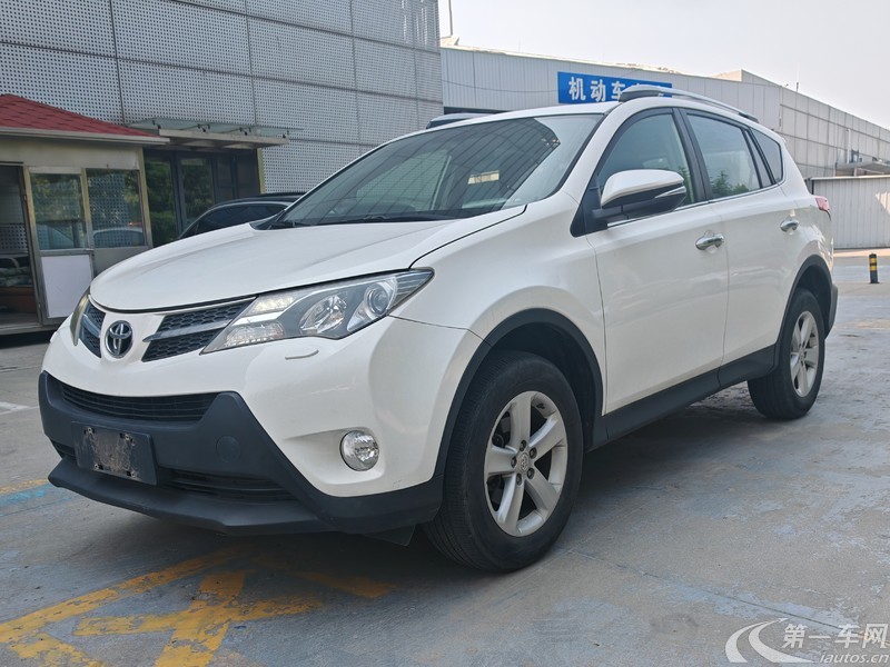 丰田RAV4 2015款 2.5L 自动 四驱 精英版 (国Ⅴ) 