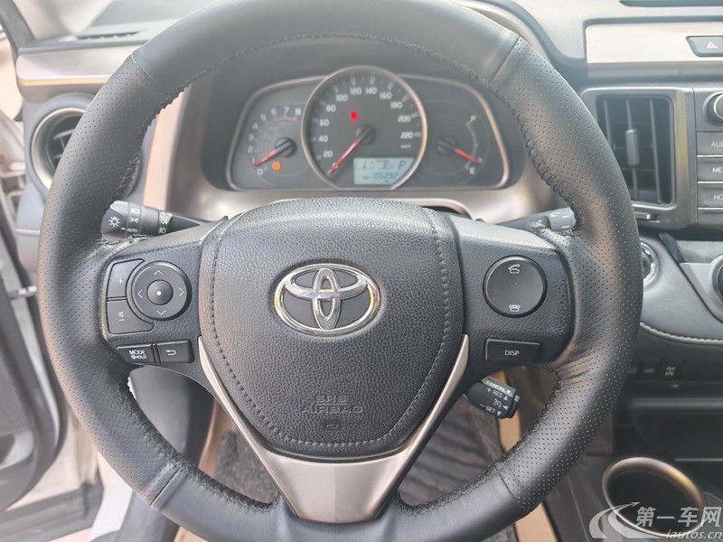 丰田RAV4 2015款 2.5L 自动 四驱 精英版 (国Ⅴ) 