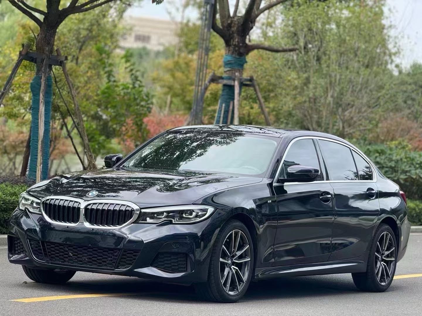 宝马3系 320Li 2021款 2.0T 自动 汽油 改款M运动套装 价格0万
