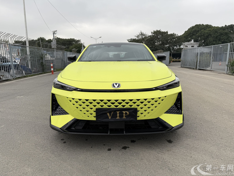 长安UNI-V 2024款 1.5T 自动 尊贵运动型 (国Ⅵ) 