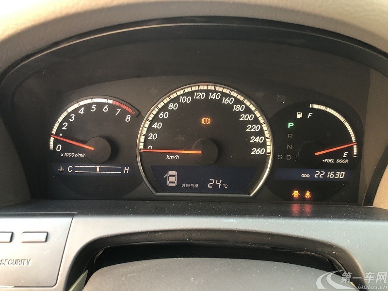 丰田皇冠 2005款 3.0L 自动 Royal-E真皮版 (国Ⅱ) 