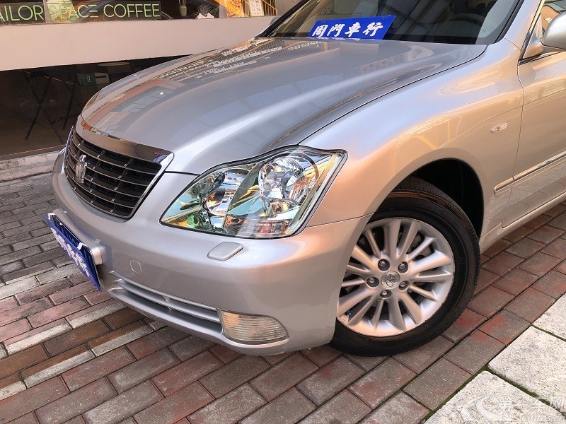 丰田皇冠 2005款 3.0L 自动 Royal-E真皮版 (国Ⅱ) 