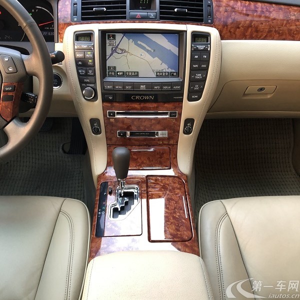 丰田皇冠 2005款 3.0L 自动 Royal-E真皮版 (国Ⅱ) 