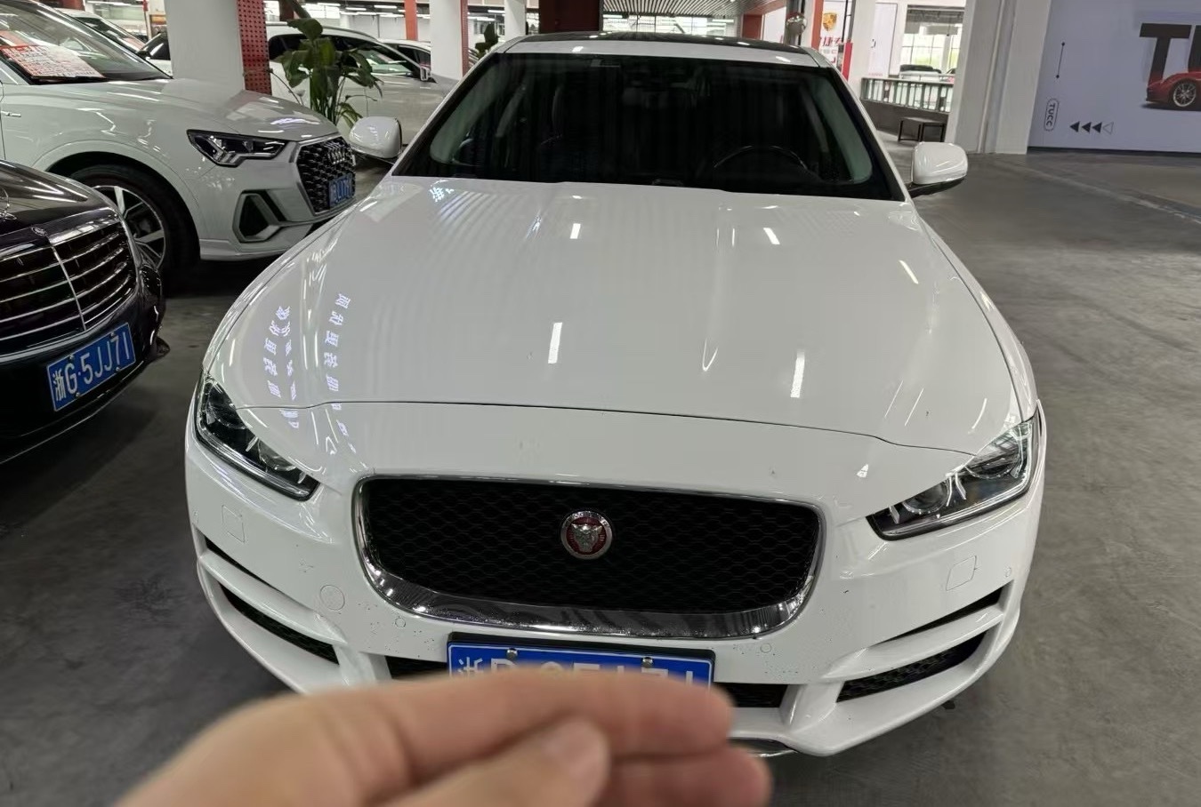 捷豹XEL 2019款 2.0T 自动 后驱 豪华版 价格0万 
