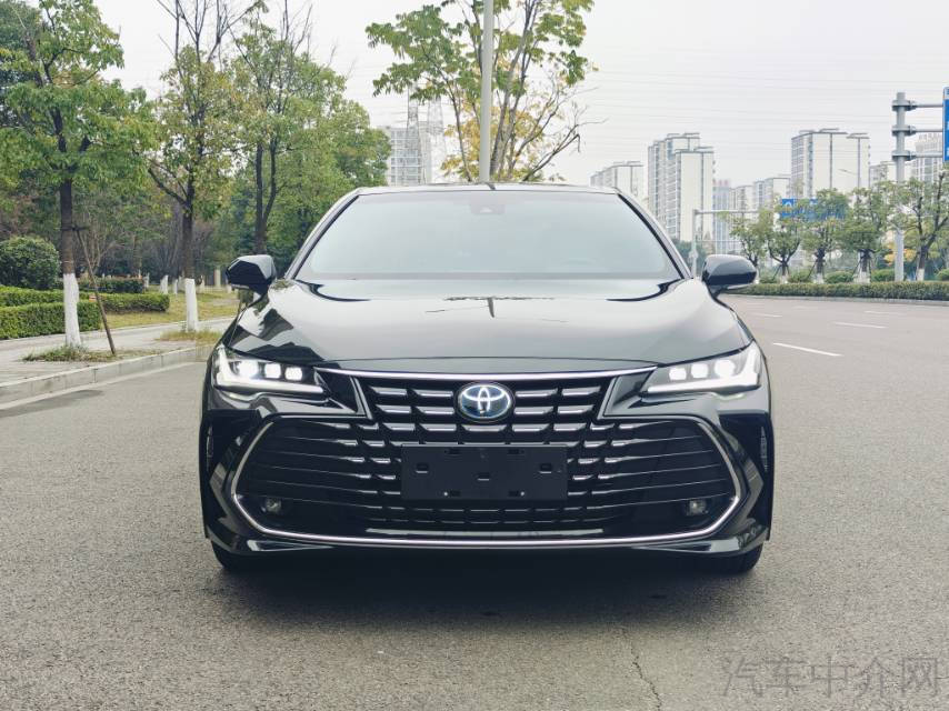 丰田亚洲龙 双擎 2023款 2.5L 自动 豪华版 价格0万 