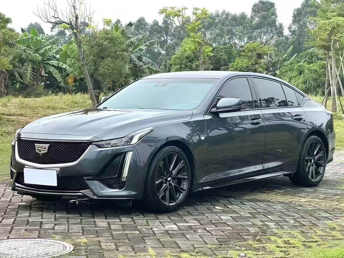 凯迪拉克CT5 2020款 2.0T 自动 改款铂金运动版 价格0万