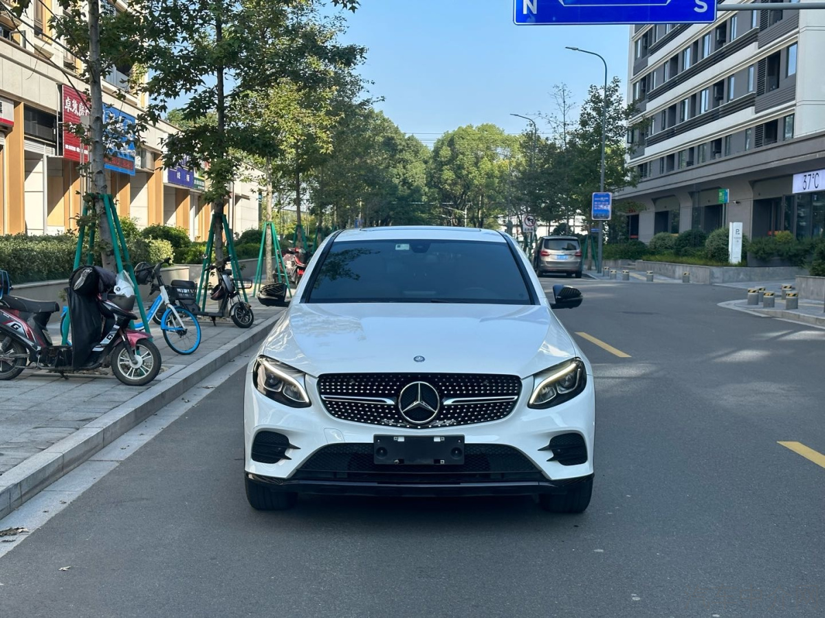 奔驰GLC级 GLC200 [进口] 2017款 2.0T 自动价格0万 