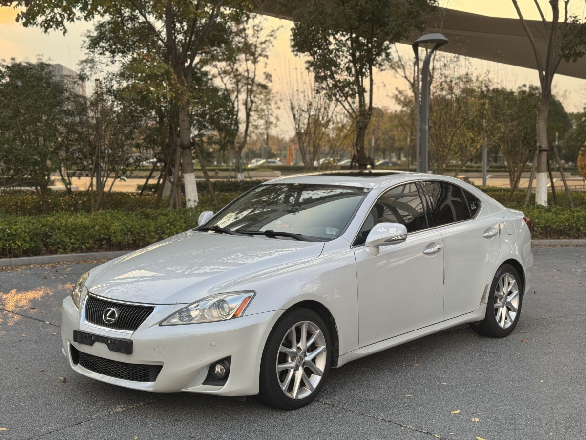 雷克萨斯IS 250 [进口] 2011款 2.5L 自动 汽油 炫动版价格0万
