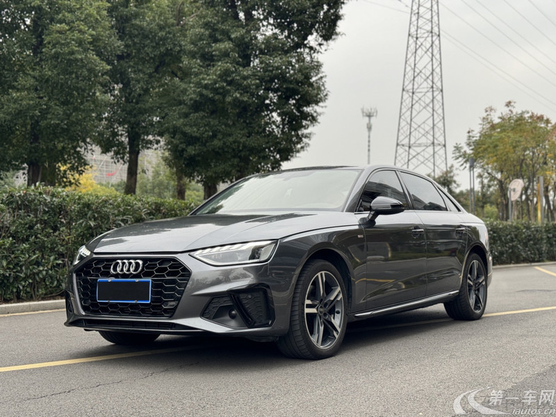 奥迪A4L 2023款 2.0T 自动 豪华动感型 (国Ⅵ) 
