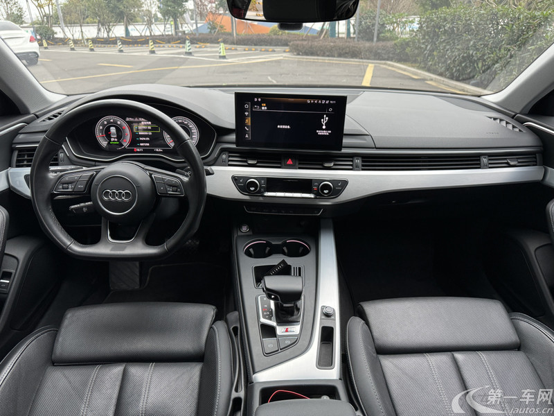 奥迪A4L 2023款 2.0T 自动 豪华动感型 (国Ⅵ) 