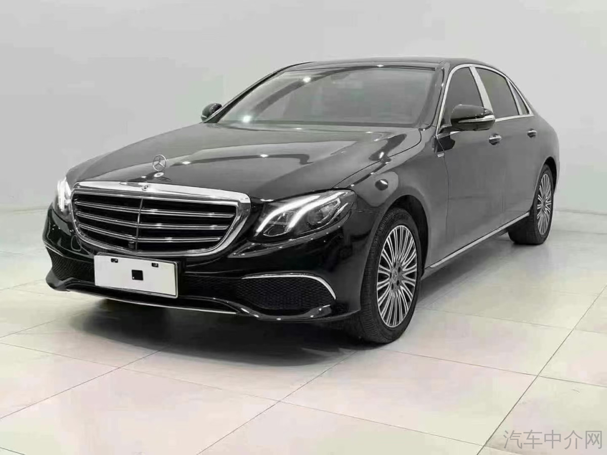奔驰E级 E300L 2020款 2.0T 自动 汽油 运动殊享版改款 价格0万
