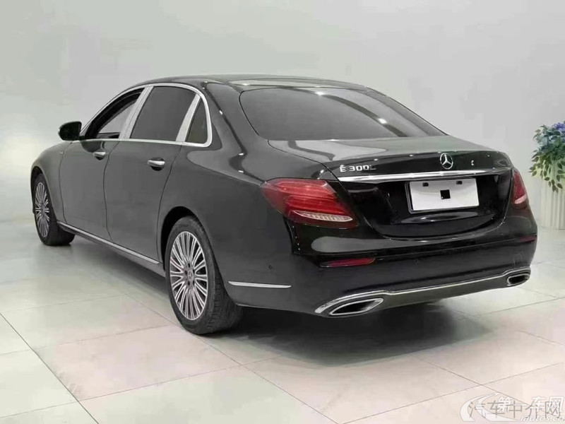 奔驰E级 E300L 2020款 2.0T 自动 汽油 运动殊享版改款 (国Ⅵ) 