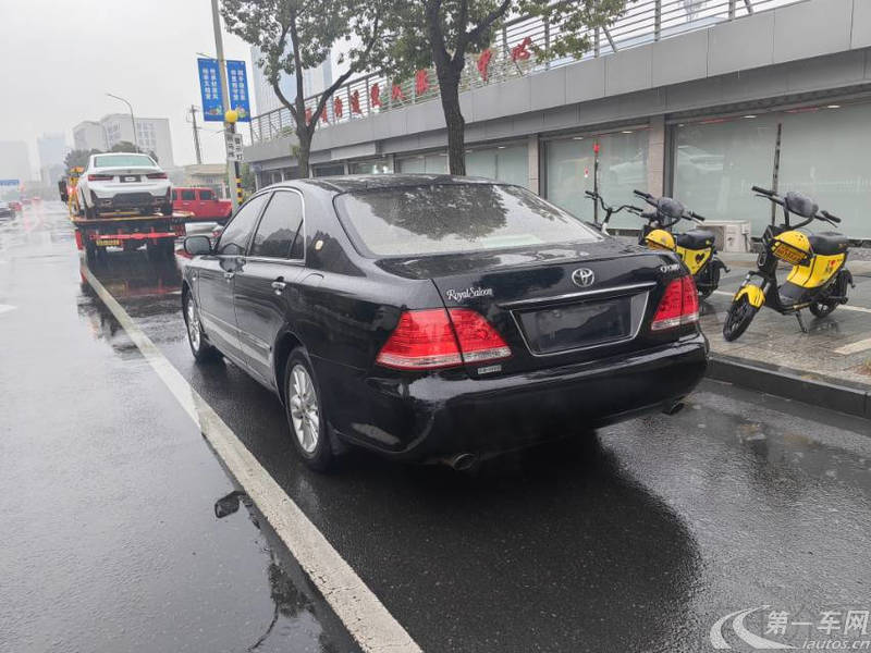 丰田皇冠 2005款 3.0L 自动 Royal (国Ⅲ) 
